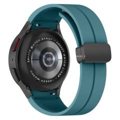 Samsung Galaxy Watch 6 40 43 44 47mm Uyumlu Kavisli Coastal Manyetik Tokalı Silikon Kordon Petrol Mavisi - Petrol Mavisi