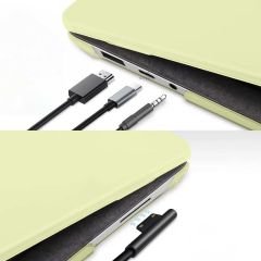 Sneezy Apple Macbook Pro M1 M2 Çip 13.3″ A2338 A2289 İle Uyumlu Kılıf Vanilla Shield Plastik Kapak Sarı - Sarı