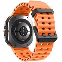 Samsung Galaxy Watch 7 Ultra İle Uyumlu AirFlow Metal Tokalı Yumuşak Soft Silikon Kordon Turuncu