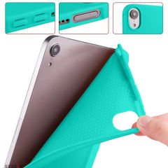 Apple iPad 6.Nesil 9.7 İnç 2018 Uyumlu Soft Safe Arkası Silikon Smart Tablet kılıfı Mint