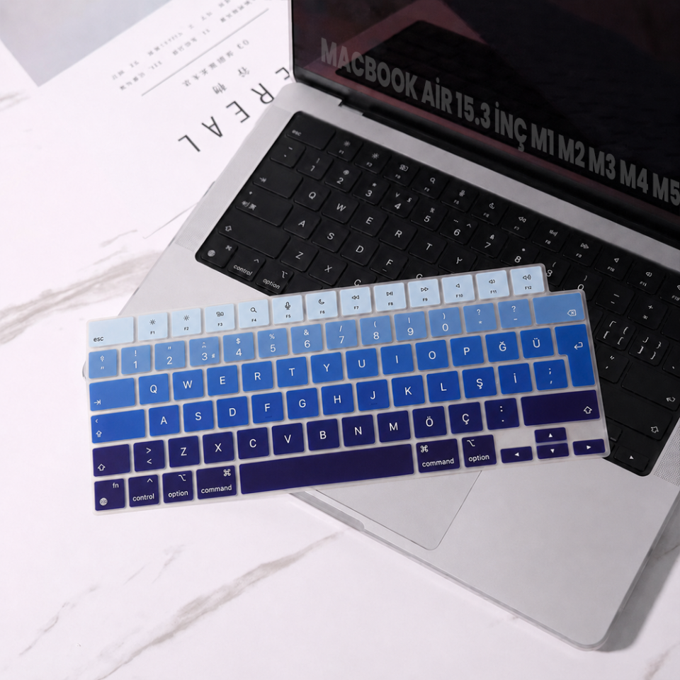 MacBook Air 15.3 İnç M2 M3 M4 M5 A2941 A3114 A3241 A3448 Uyumlu Türkçe Q Klavye Koruyucu Mavi Ombre