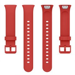 Mi Band 7 Pro İle Uyumlu Yumuşak Soft Silikon Tokalı Kordon Kırmızı