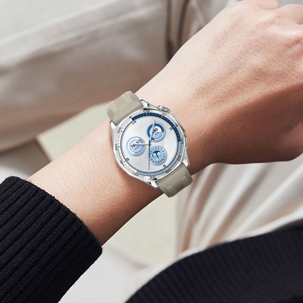 Sneezy Huawei Watch GT5 46mm İle Uyumlu Spor Silikon Metal Tokalı Soft Saat Kordonu Krem
