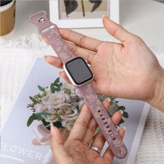 Apple Watch Uyumlu 44 45 46mm Kelebek Desenli Yumuşak Silikon Kordon Seri 2 3 4 5 6 Se 7 8 9 10 Lila