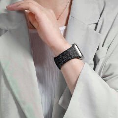 Apple Watch Uyumlu 44 45 46mm Leopar Desenli Yumuşak Silikon Kordon Seri 2 3 4 5 6 Se 7 8 9 10 Siyah