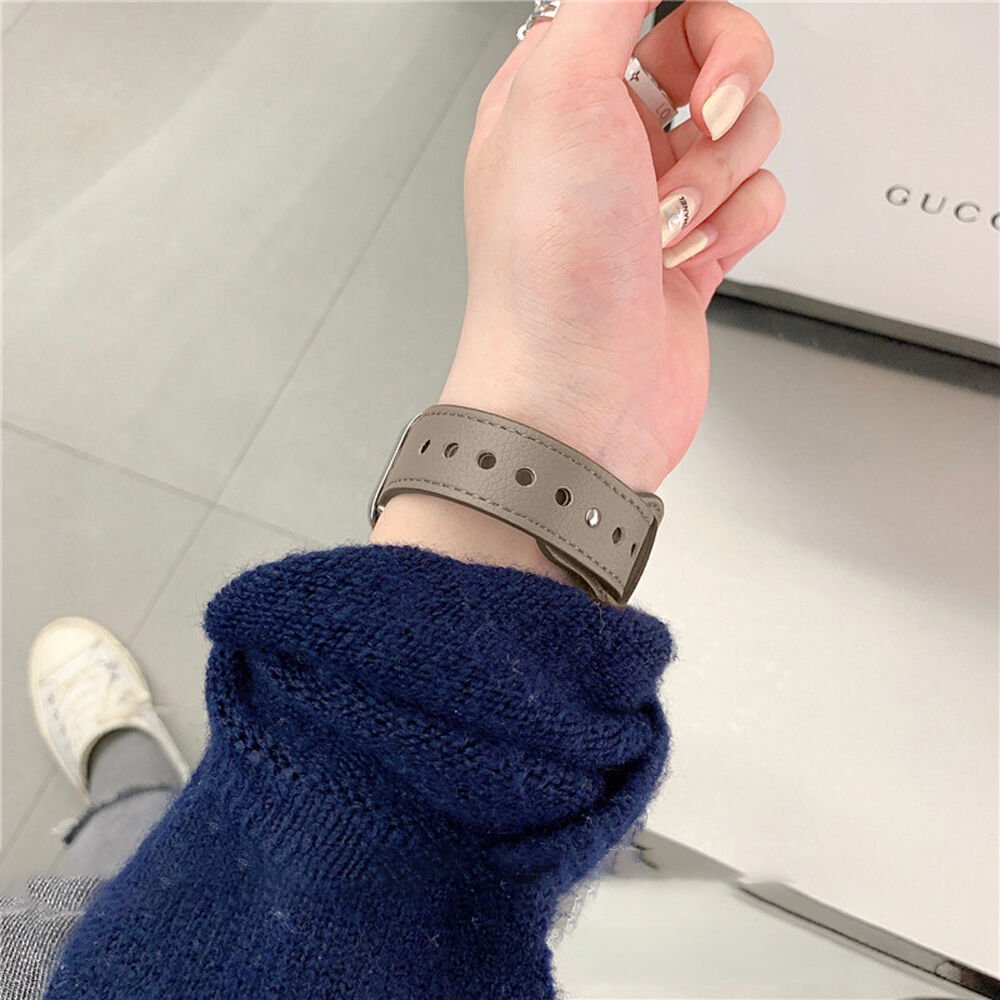 Huawei Watch GT5 Pro 46mm İle Uyumlu Premium Classic Deri Görünümlü Kordon Koyu Gri